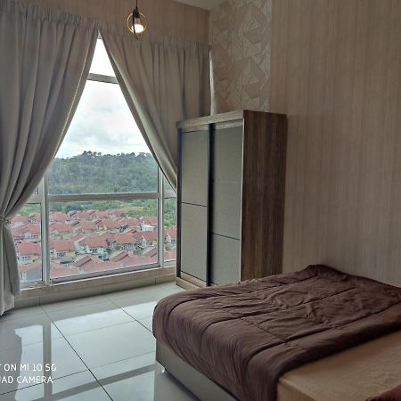 Bangi Gateway Service Apartment Kampong Sungai Ramal Dalam Екстер'єр фото